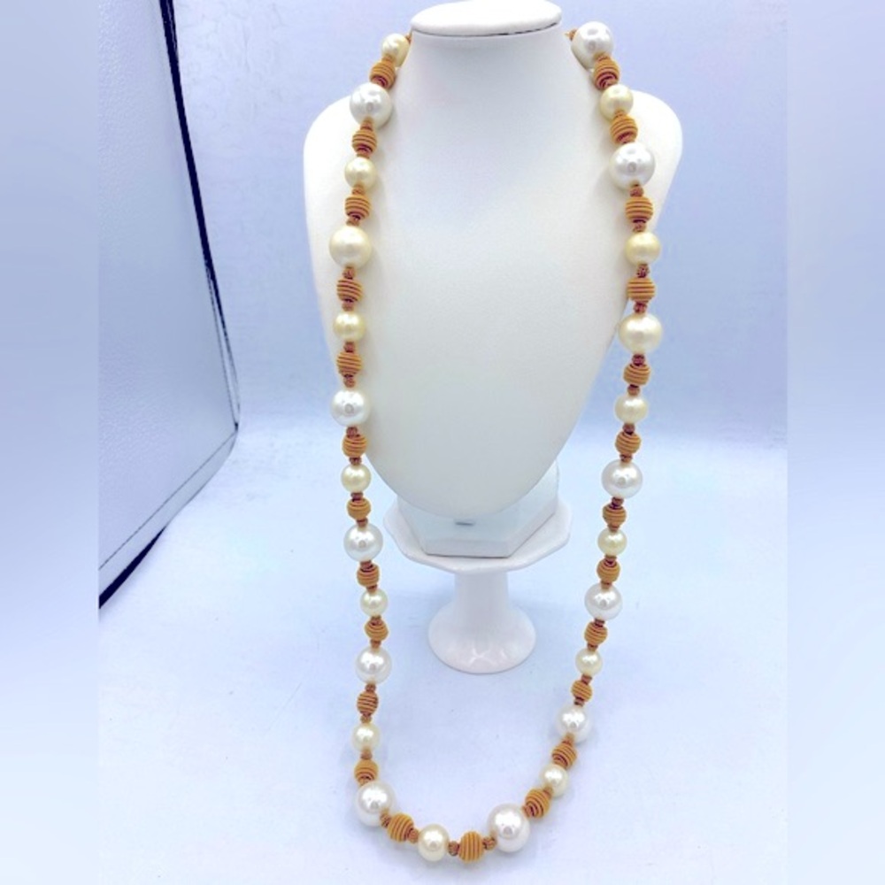 Vintage Anne Klein Faux Glass Pearl And Wire Gold Tone Beads Long Necklace 32”